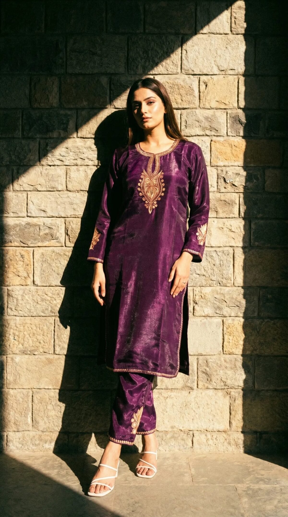 Finely Weaved Shawl – T000803KH