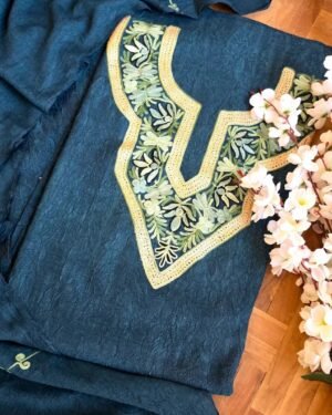 Hand Assisted Aari Three-piece Set