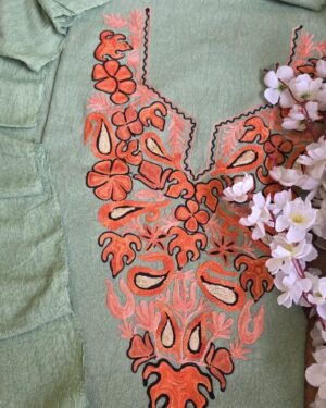 Hand Assisted Aari Three-piece Set