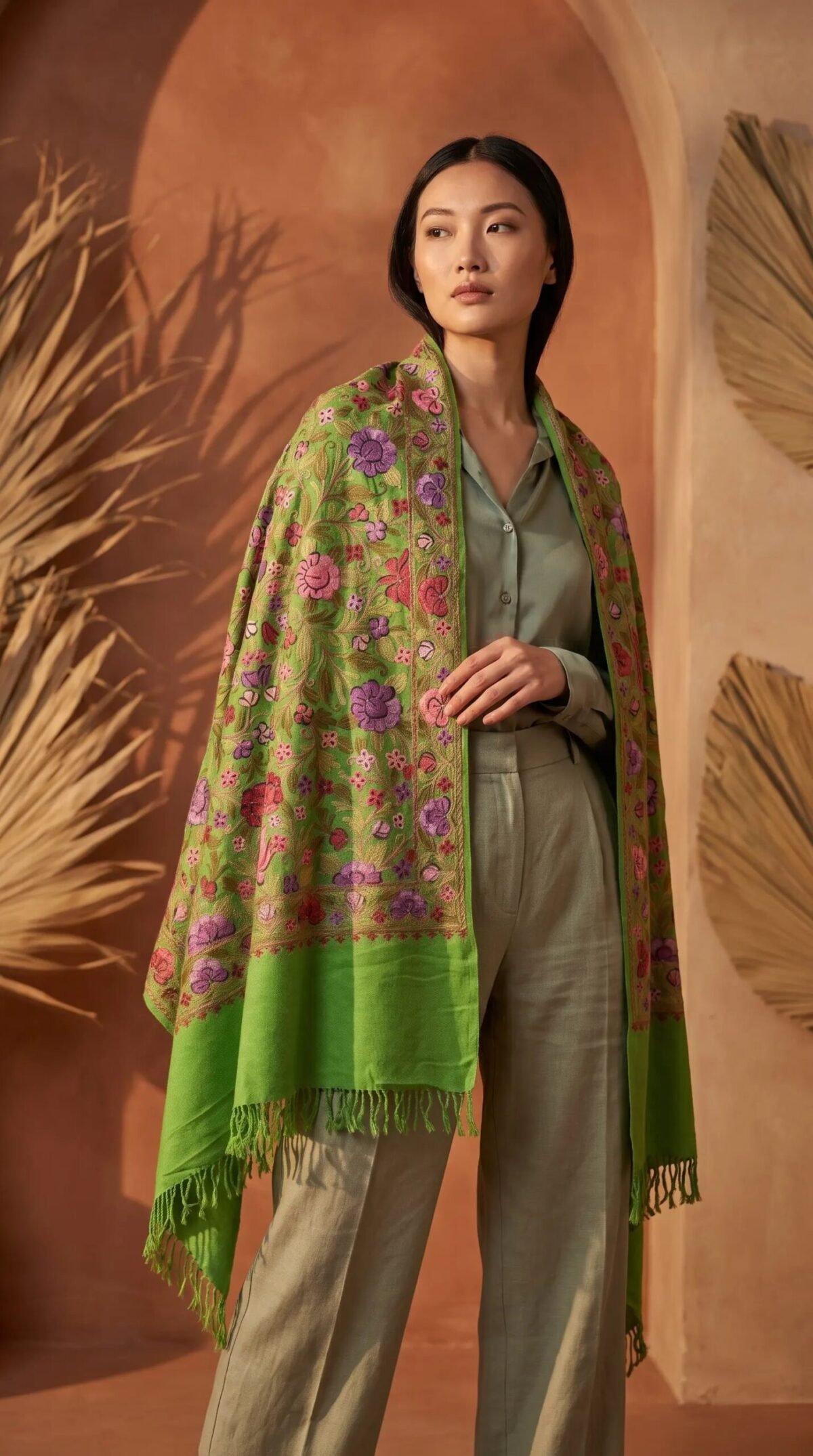 Finely Weaved Shawl – T000805KH