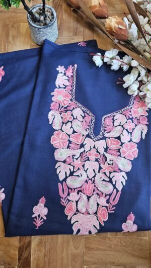 Hand Assisted Aari Two-piece