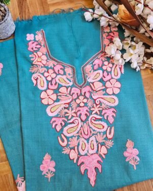 Hand Assisted Aari Two-piece