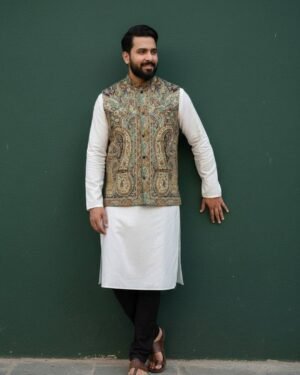 Men’s Kani Waistcoat (44+)