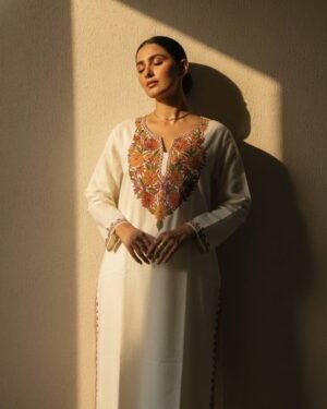Kashmiri Aari Cotton Kurti – T002478KH