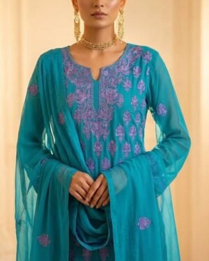 Hand Assisted Aari Two-piece