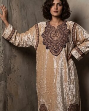 Kashmiri Bota Tilla Crushed Velvet Pheran