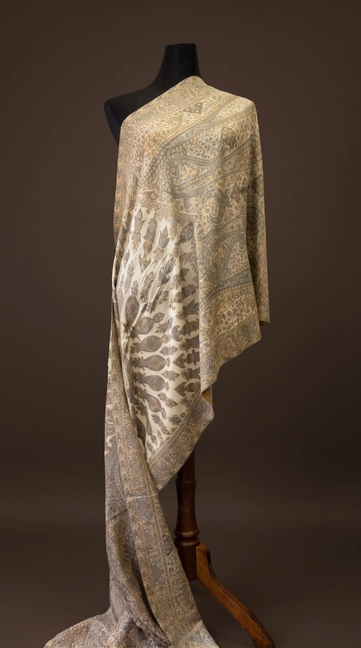 Ikkat Men’s Shawl