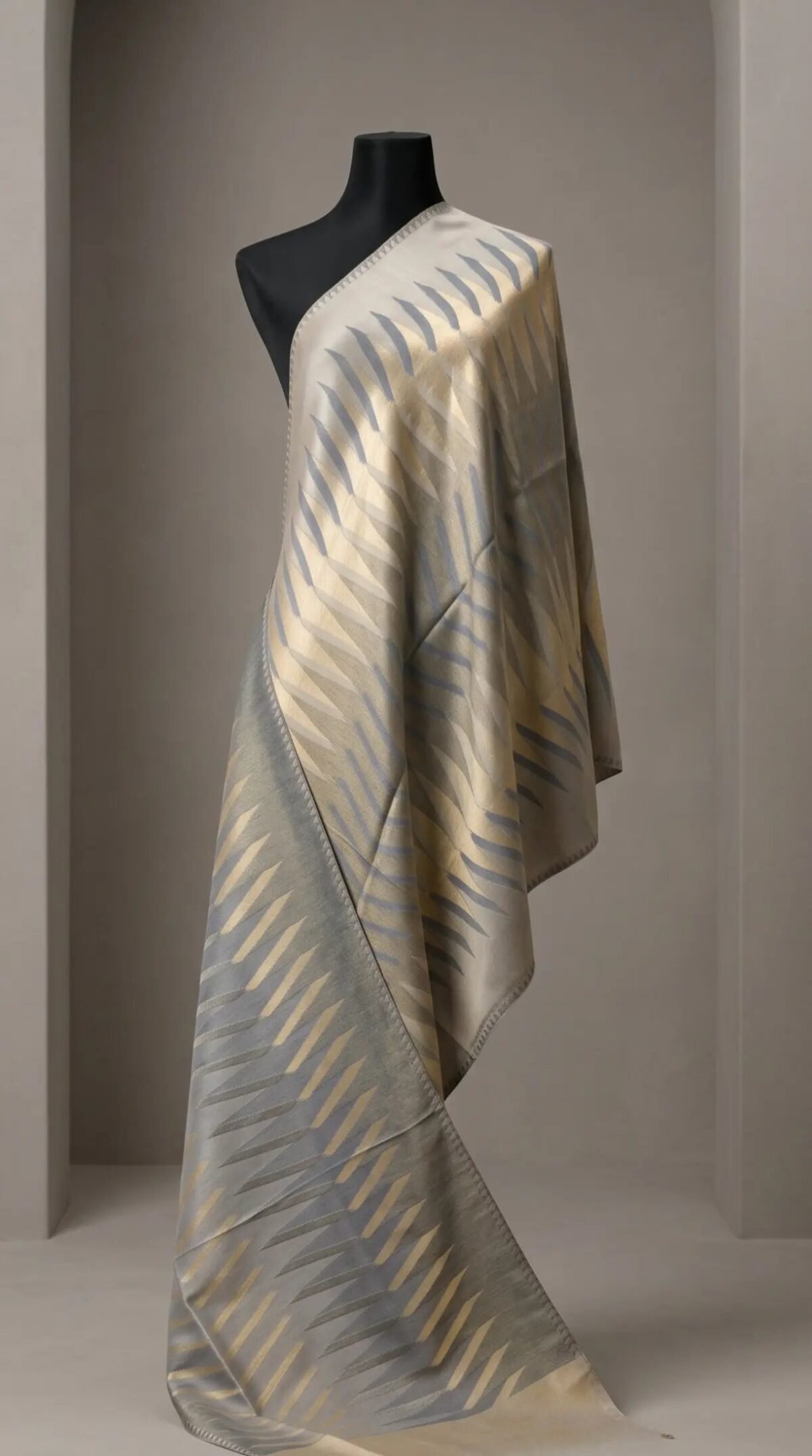 Ikkat Men’s Shawl