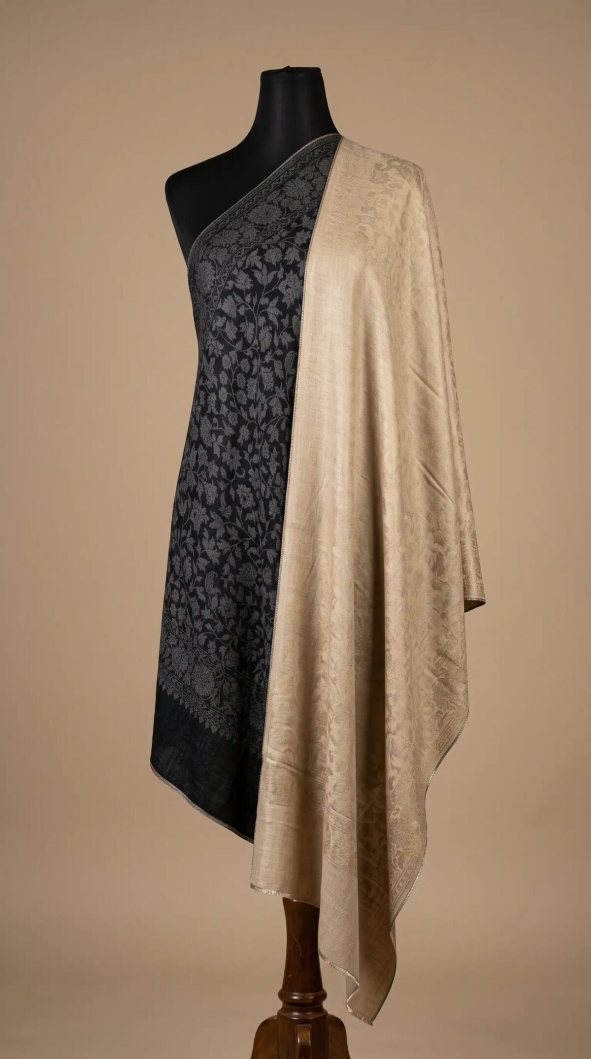 Ikkat Men’s Shawl