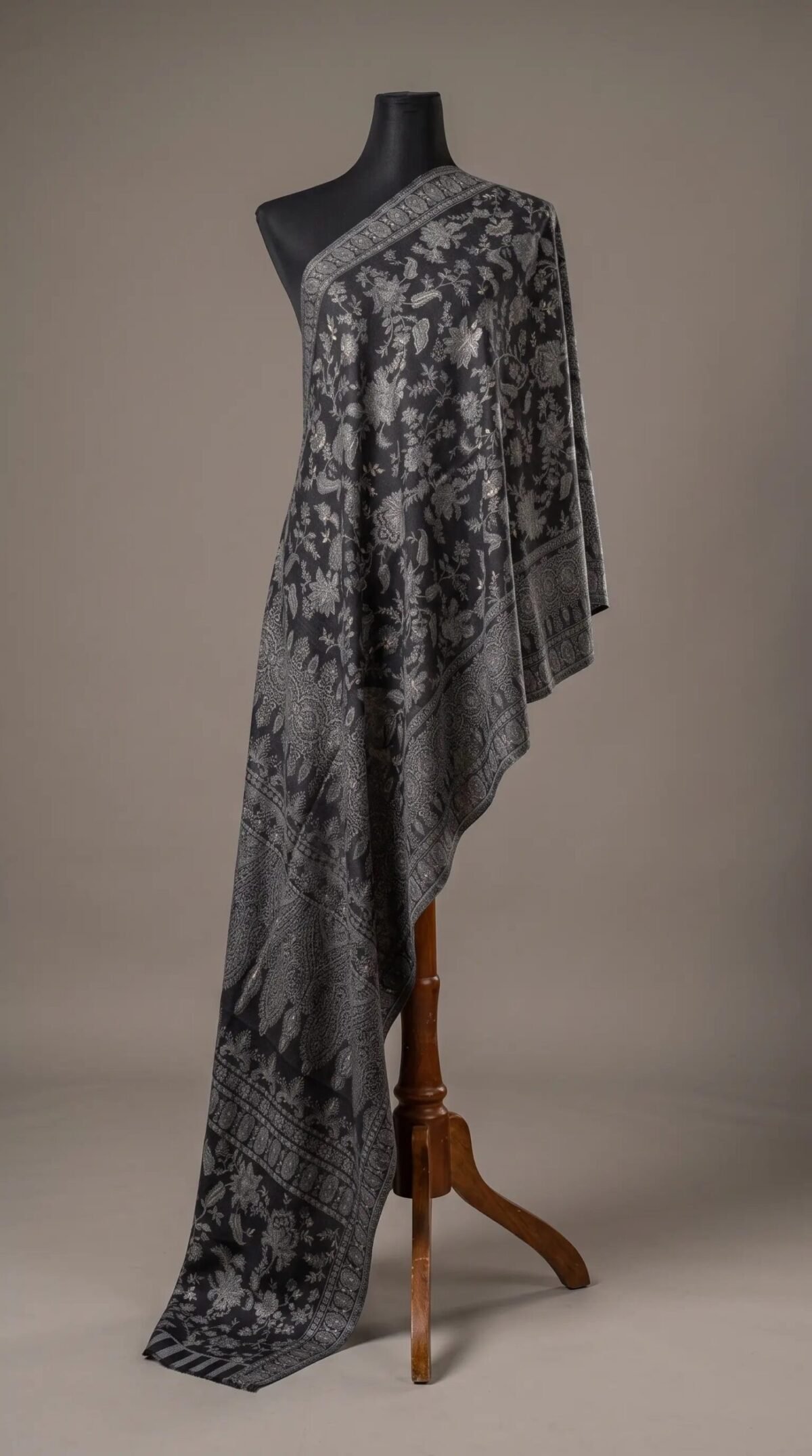 Ikkat Men’s Shawl
