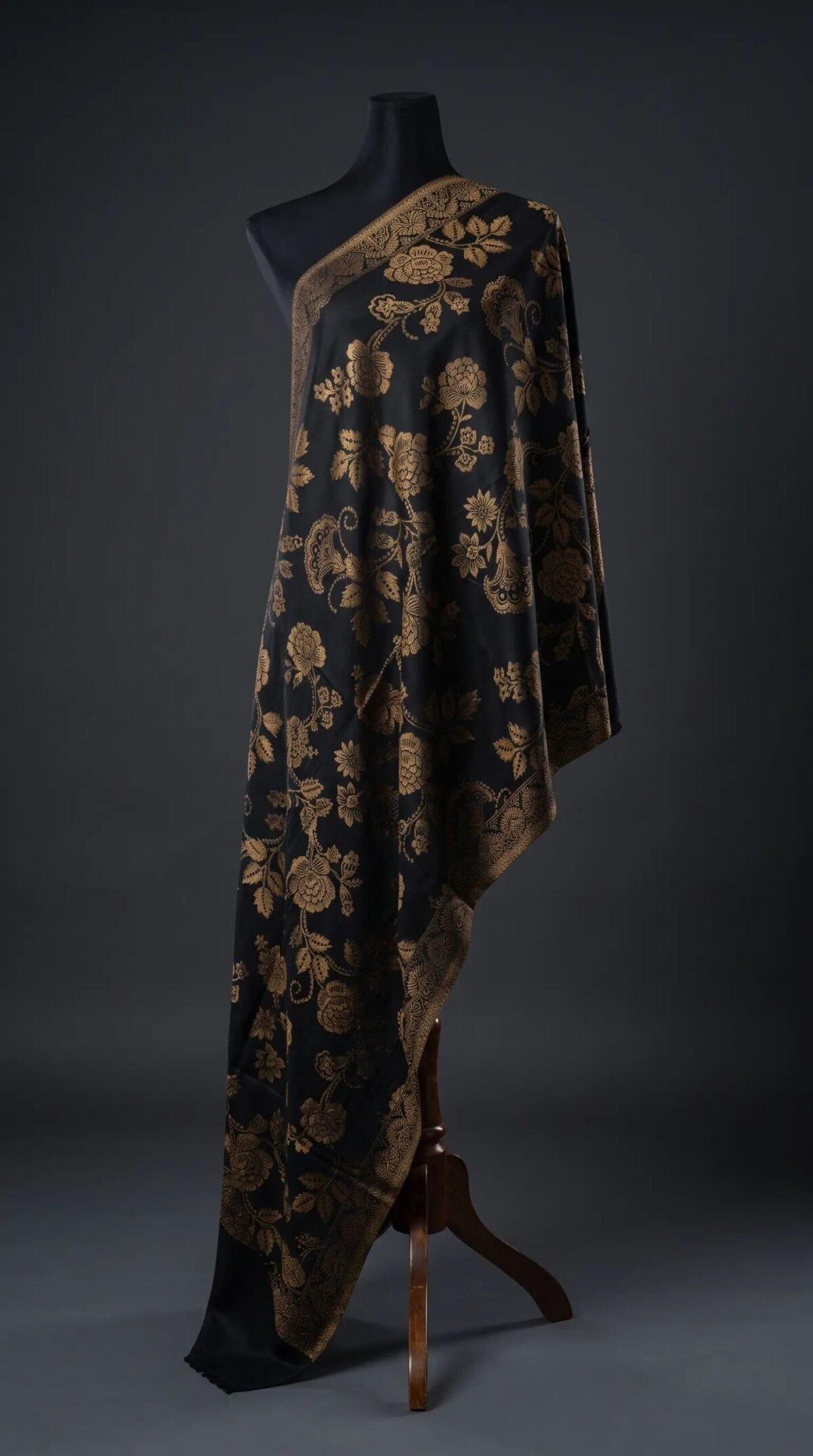 Ikkat Men’s Shawl